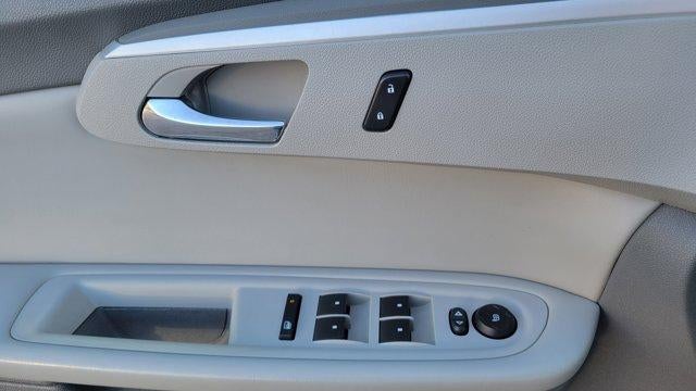 2011 Chevrolet Traverse LT w/1LT