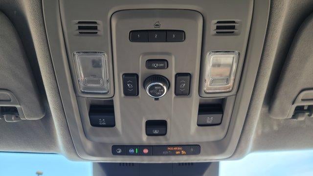 2024 Cadillac Escalade ESV Premium Luxury Platinum