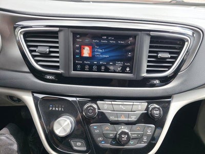 2020 Chrysler Pacifica Touring