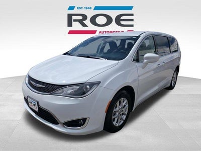 2020 Chrysler Pacifica Touring