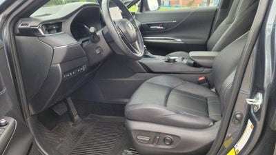 2023 Toyota Venza LE